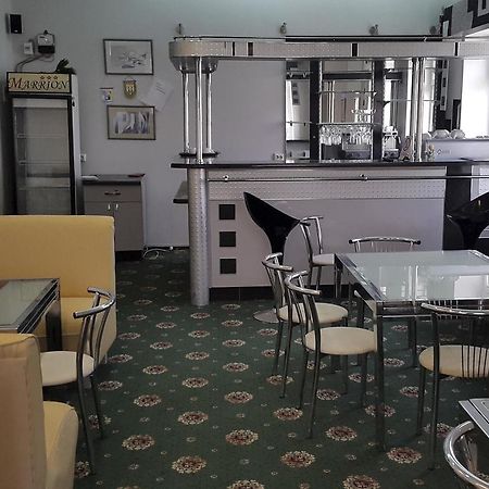 Marrion Hotel Одесса Экстерьер фото