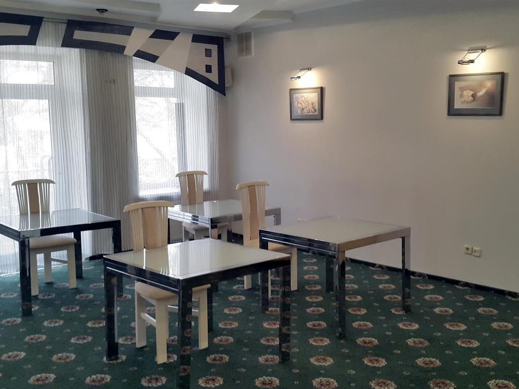 Marrion Hotel Одесса Экстерьер фото